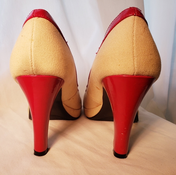 Retro Bongo “Bella” Fabric Pumps with Red Patent Leather - Picture 7 of 9